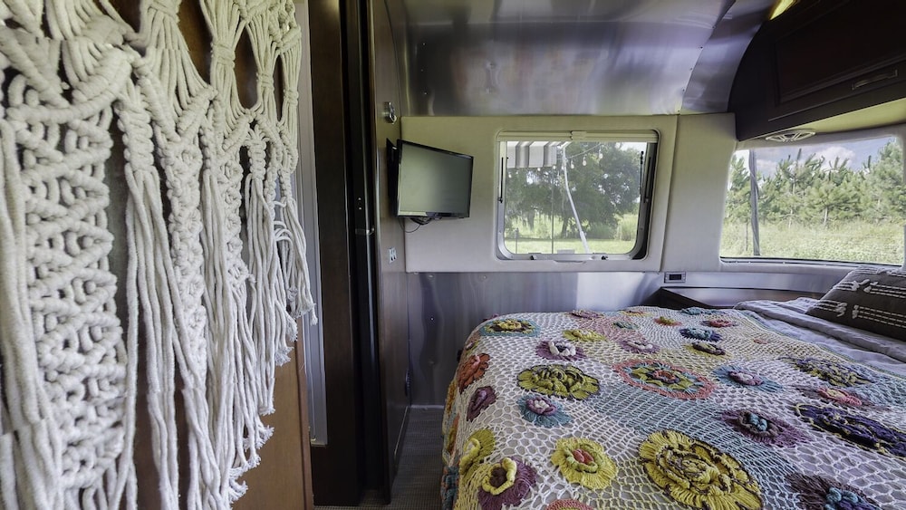 Airstream on a Farm Thonotosassa Vrbo