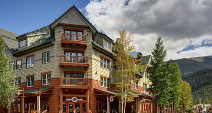 Jackpine & Black Bear Condos