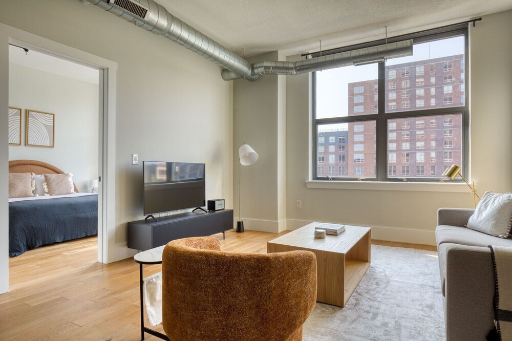Luxe Jersey City 1BR w/ Doorman, Gym & W/D, nr Shuttle, by Blueground
