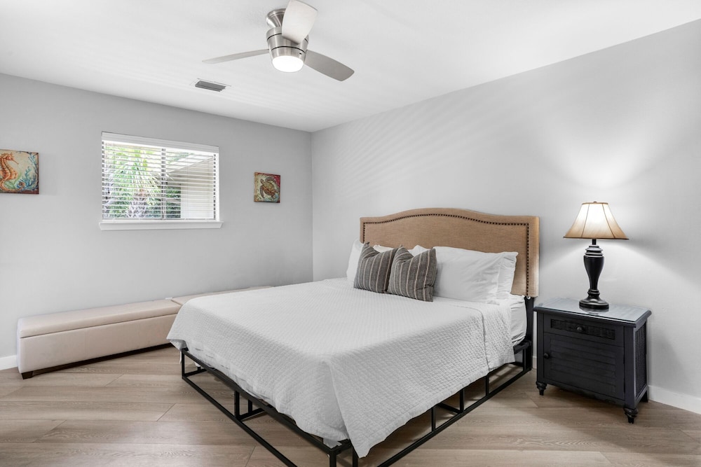 Pet Friendly PoolShort Walk 2 Beach Miramar Beach Vrbo