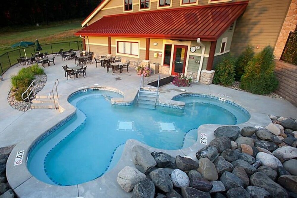 2 Bedroom Resort Cabin in Wisconsin Dells Christmas Mountain Sauk County Vrbo