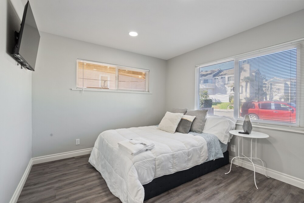 Entire Apartment in Port Hueneme 3 Mins from Beach Port Hueneme Vrbo