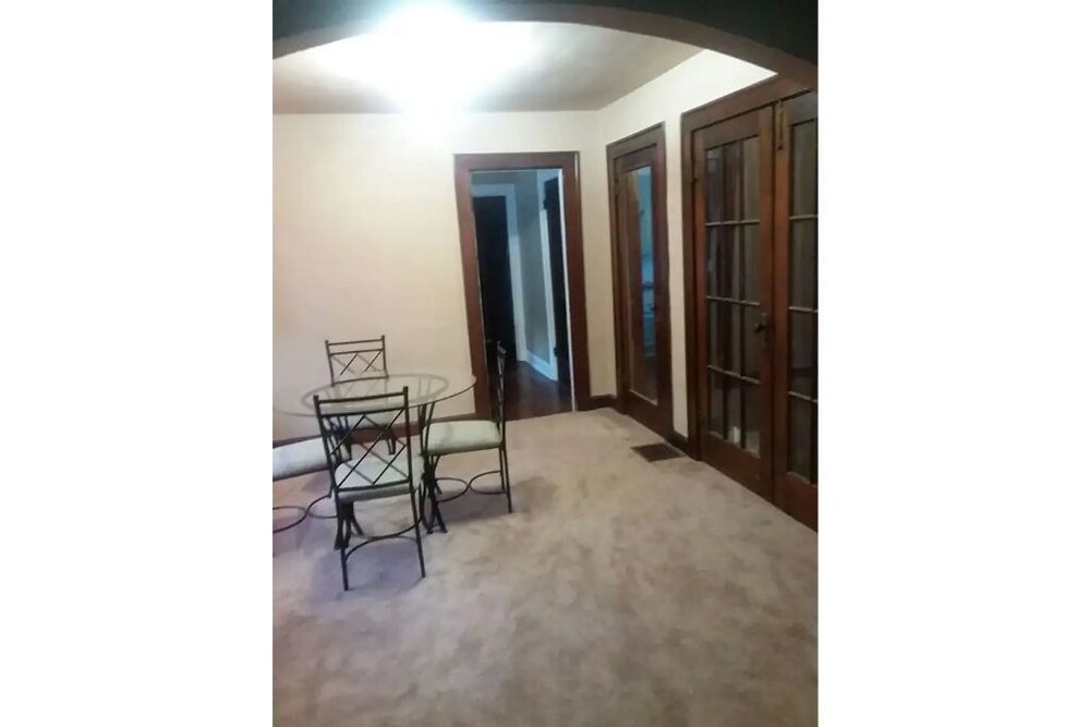 Charming Emerson Heights Bungalow Indianapolis Vrbo