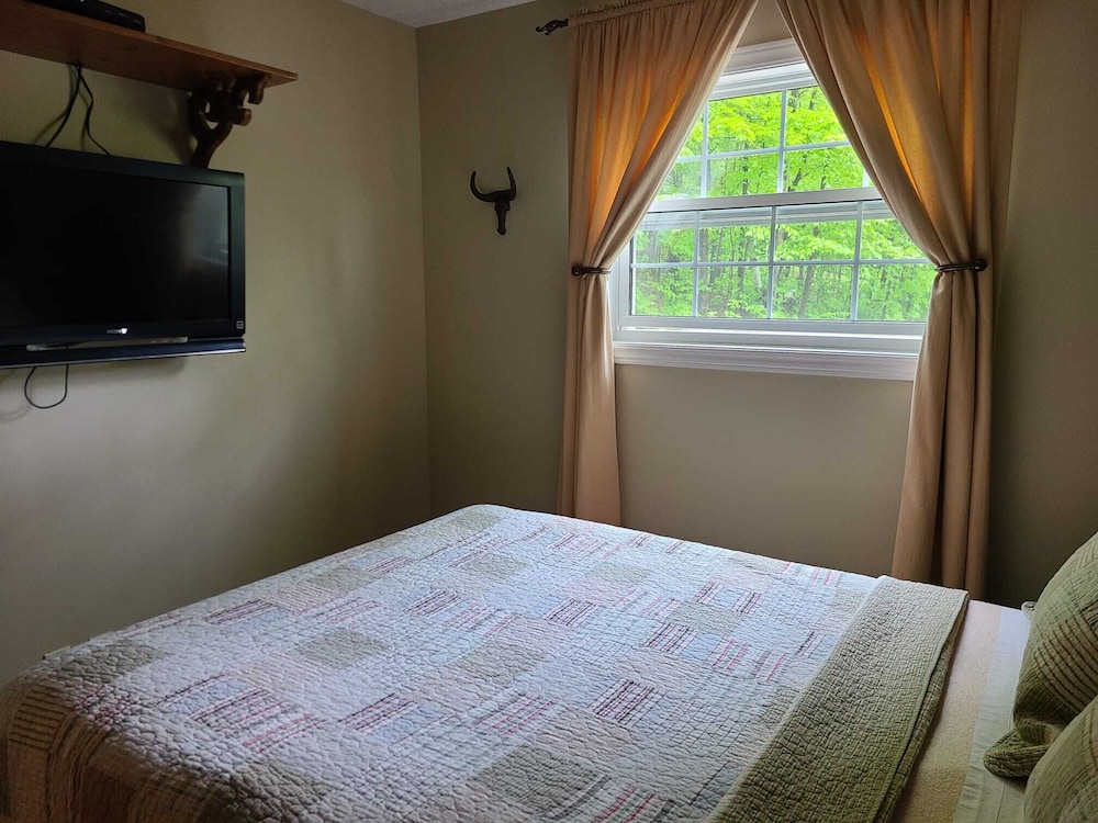 Luxury Muskoka Cottage Lake of Bays Vrbo