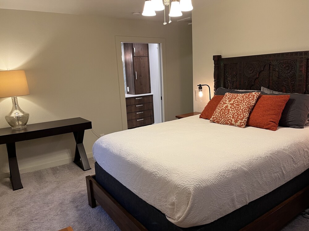 Barton Hills house close to Barton Springs Pool Austin Vrbo