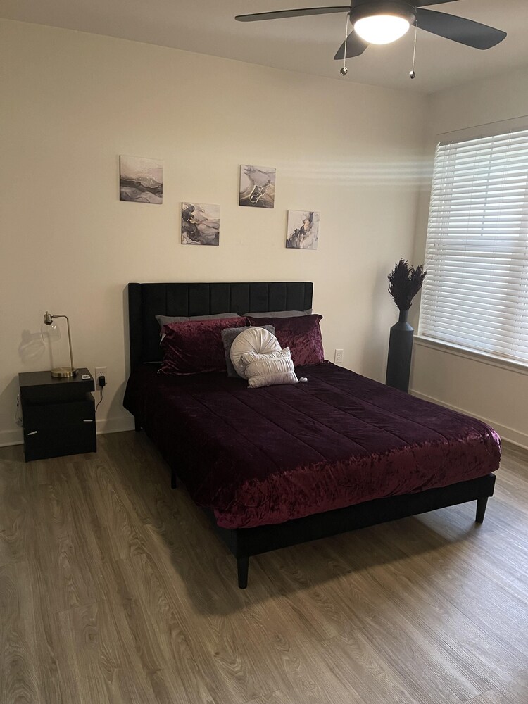 Luxury Hamptons Apartment On The Chattahoochee River Cobb County Vrbo