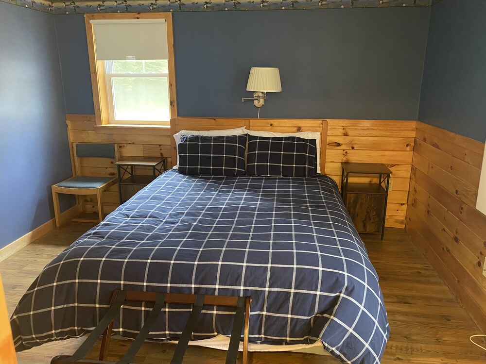 Lakefront on beautiful Schoodic lakegreat fishing and near hiking&ATV