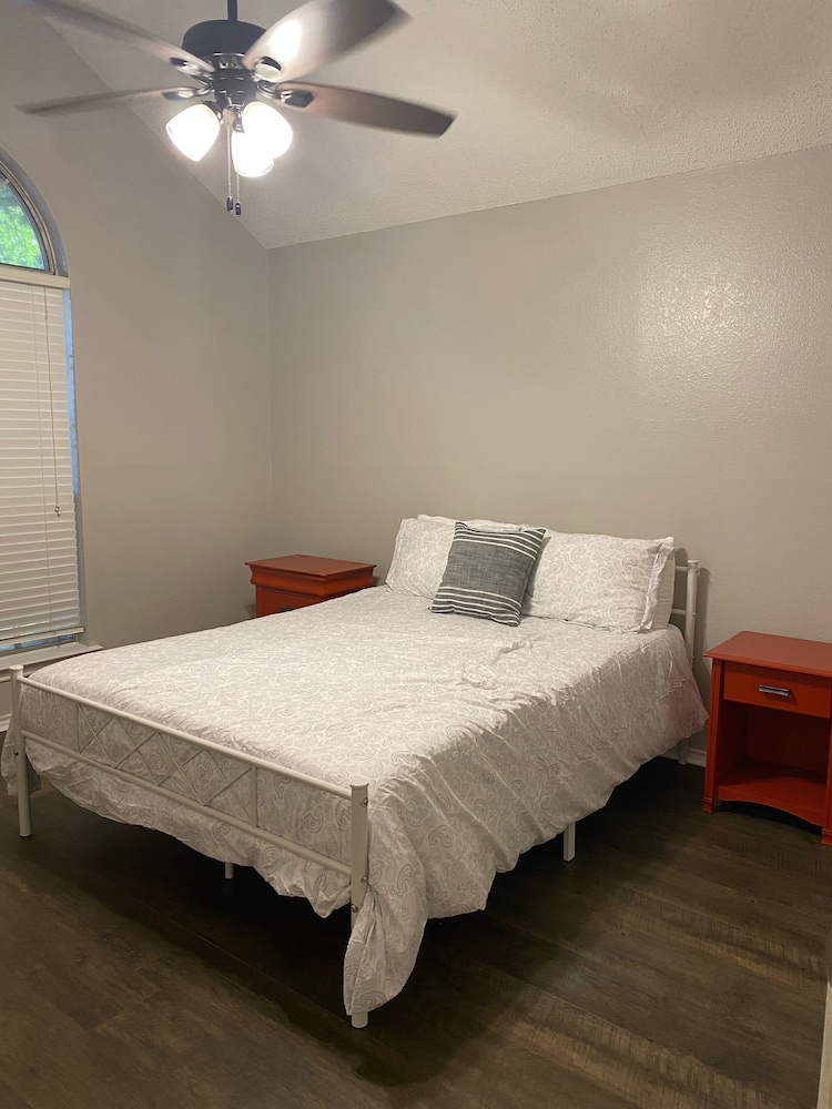 Cozy Home Away from Home Waxahachie Vrbo