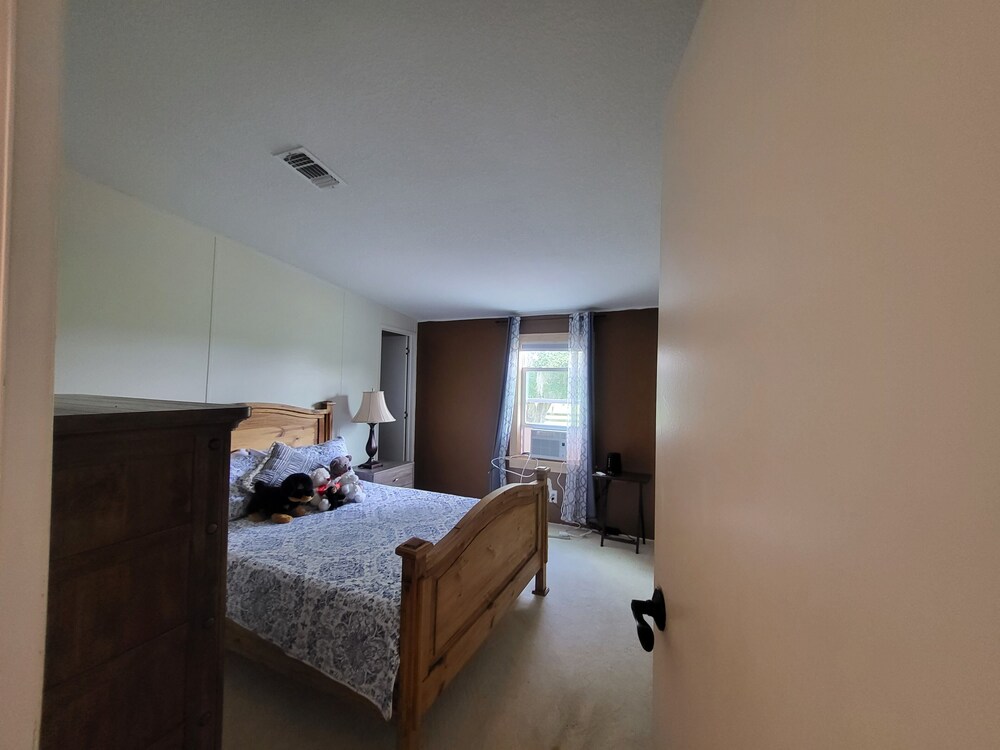 Rural, Pet & RV friendly house centrally located Polk County Vrbo