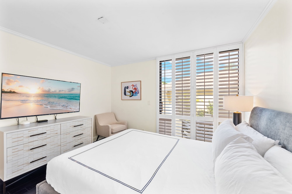 9547 Edgerton Dr. PH #1004, Myrtle Beach, SC 29572 | Zillow - Luxury Penthouse Rentals With Pga-Level Golf Course Views