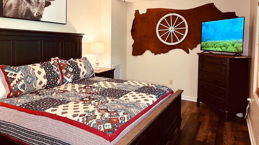 Rumrunner's Retreat-Getaways PCB Retreat