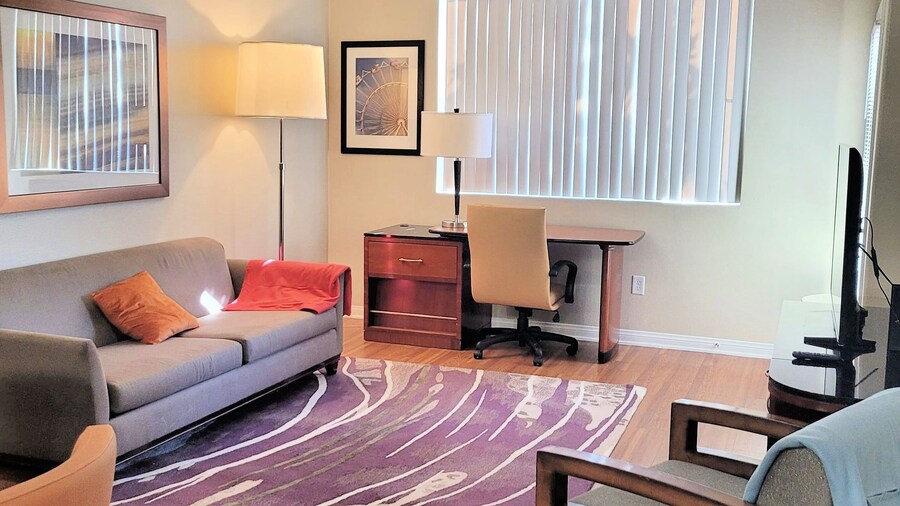 Lovely Apartments at Fullerton