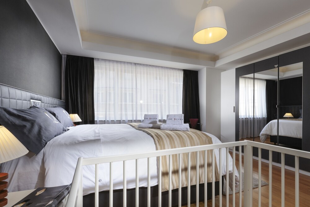 The Queen Luxury Apartments Villa Carlotta in Luxembourg City Best Rates & Deals on Orbitz