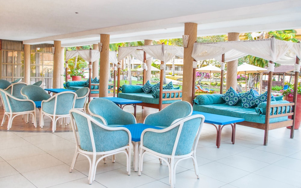 Amani Tiwi Beach Resort 2018 Room Prices 85 Deals Reviews Expedia Amani Tiwi Beach Resort 4 0 Out Of 5 View From Hotel Featured Image Lobby Sitting Area