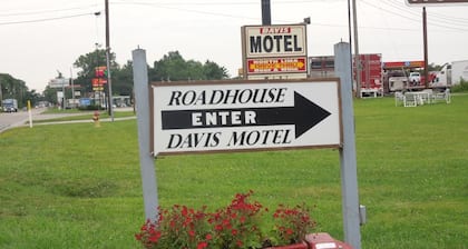 Davis Motel