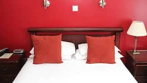 In-room safe, iron/ironing board, free WiFi