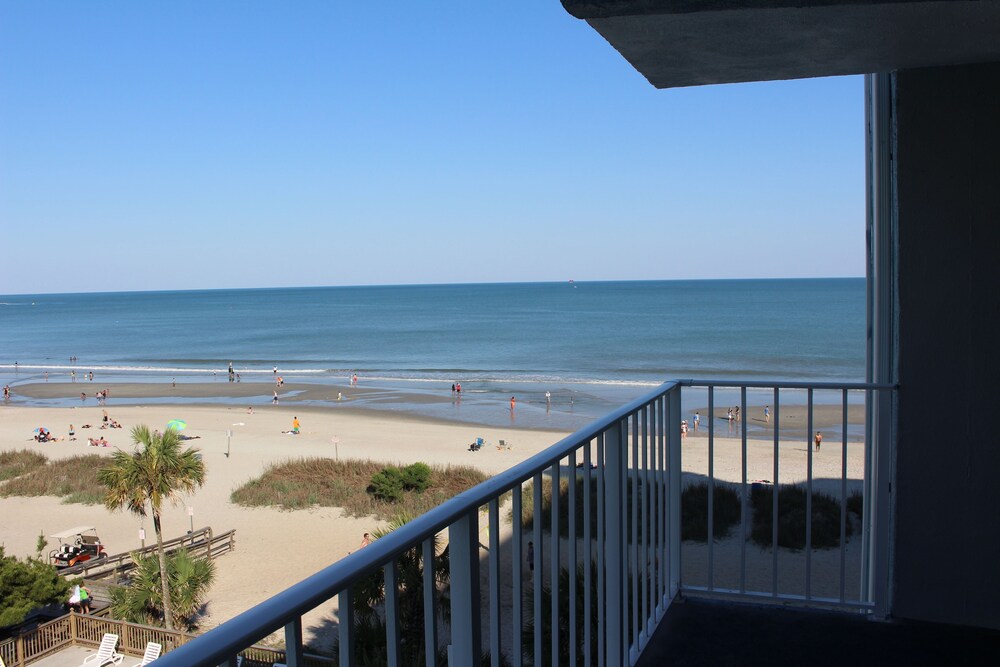 Blu Atlantic Oceanfront Hotel Suites Deals Reviews Myrtle Beach Curly Selected Item