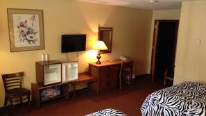 Free WiFi, linens, wheelchair access
