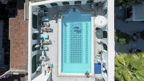 Seasonal outdoor pool