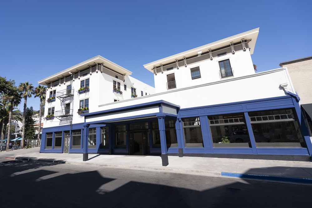 Hotel Atwater in Avalon Best Rates & Deals on Orbitz