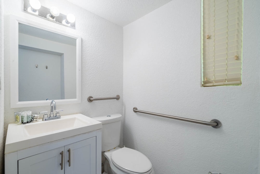 Photo - Treehouse Hotel