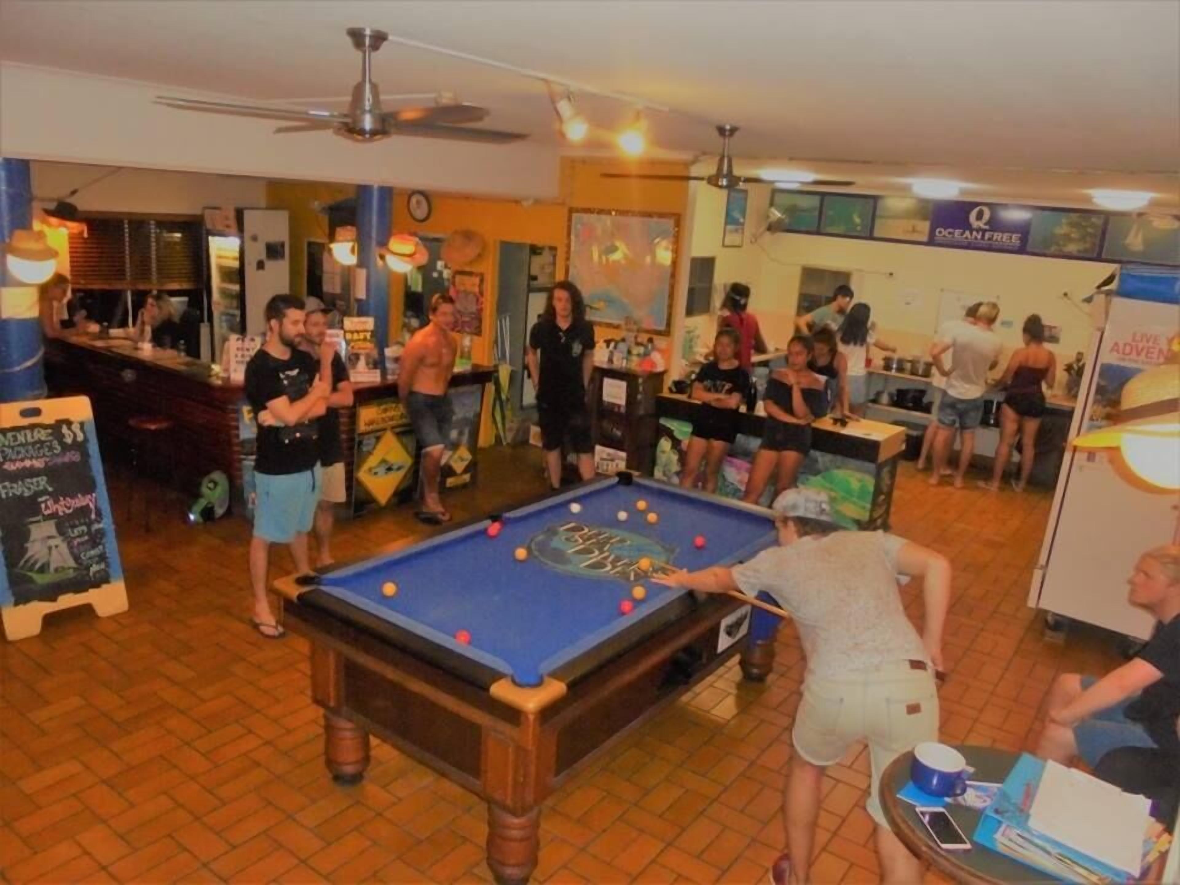 Njoy! Travellers Resort - Hostel