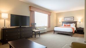 Premium bedding, iron/ironing board, free WiFi
