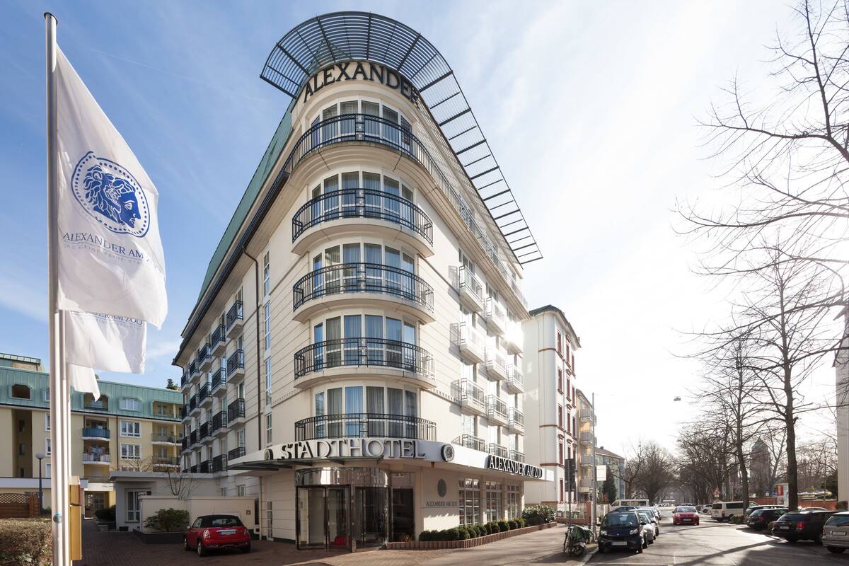 Hotel Alexander Am Zoo In Frankfurt Germany Expedia
