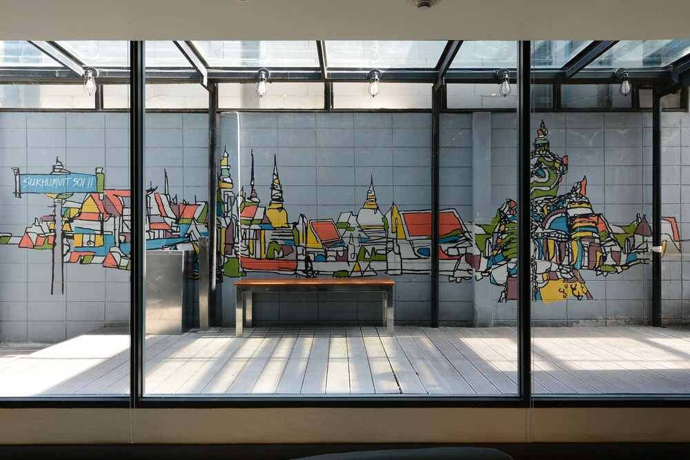 Holiday Inn Express Bangkok Sukhumvit 11 An Ihg Hotel In Bangkok Hotel Rates Reviews On Orbitz