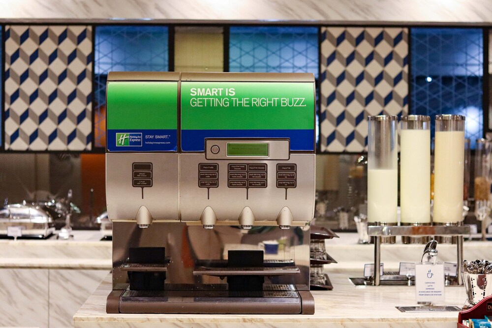 Holiday Inn Express Bangkok Sukhumvit 11 An Ihg Hotel In Bangkok Best Rates Deals On Orbitz Holiday Inn Express Bangkok Sukhumvit 11 An Ihg Hotel In Bangkok Best Rates Deals On Orbitz
