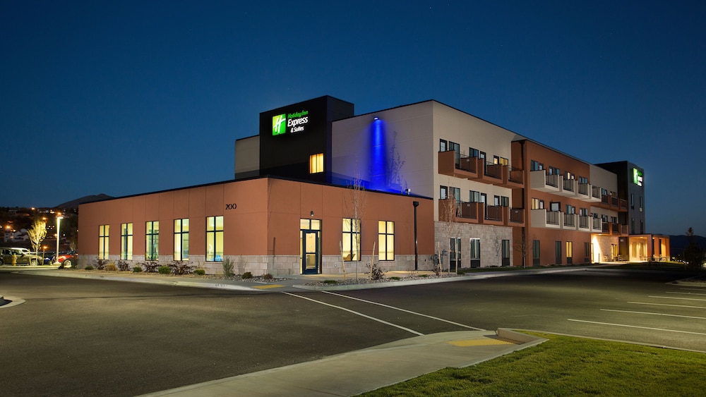 Holiday Inn Express & Suites Pocatello, an IHG Hotel