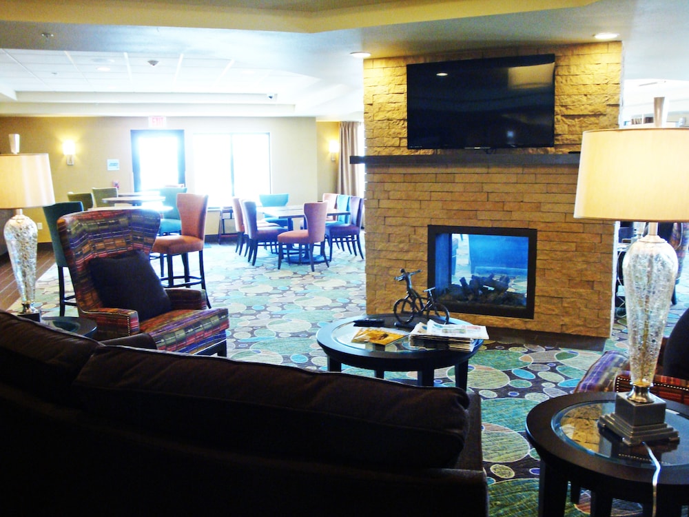 Holiday Inn Express & Suites Pocatello, an IHG Hotel