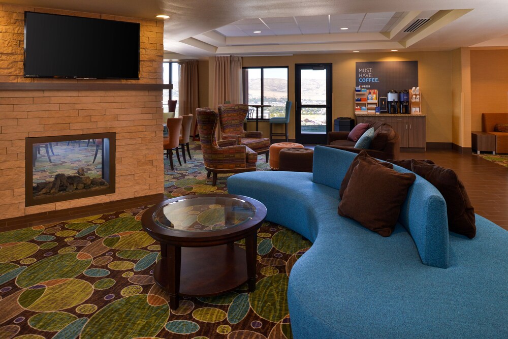 Holiday Inn Express & Suites Pocatello, an IHG Hotel