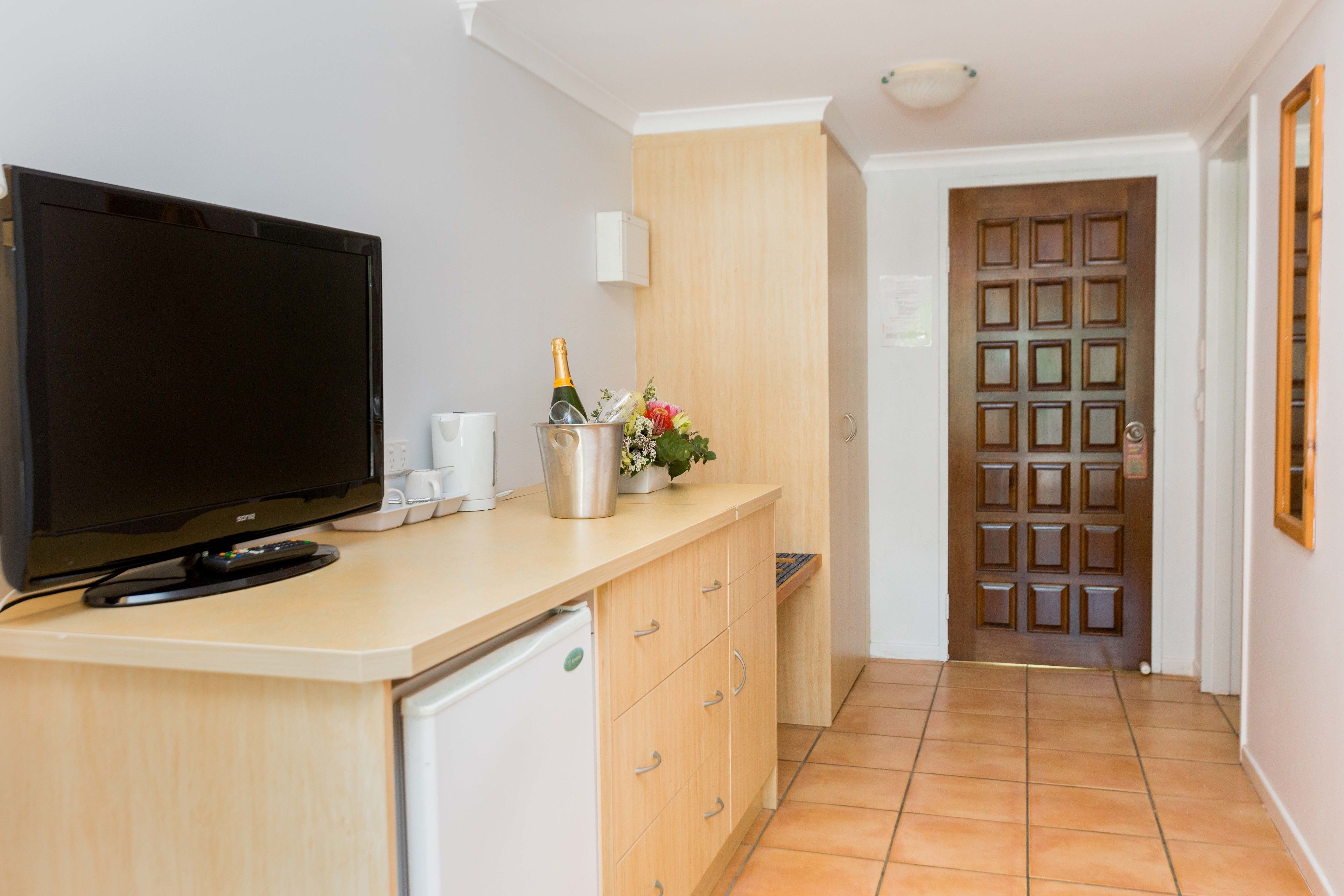 Turtle Cove Beach Resort - Adults Only LGBTQIA & Allies