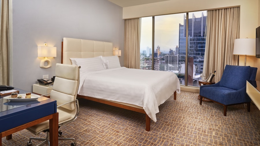 Global Hotel Panama