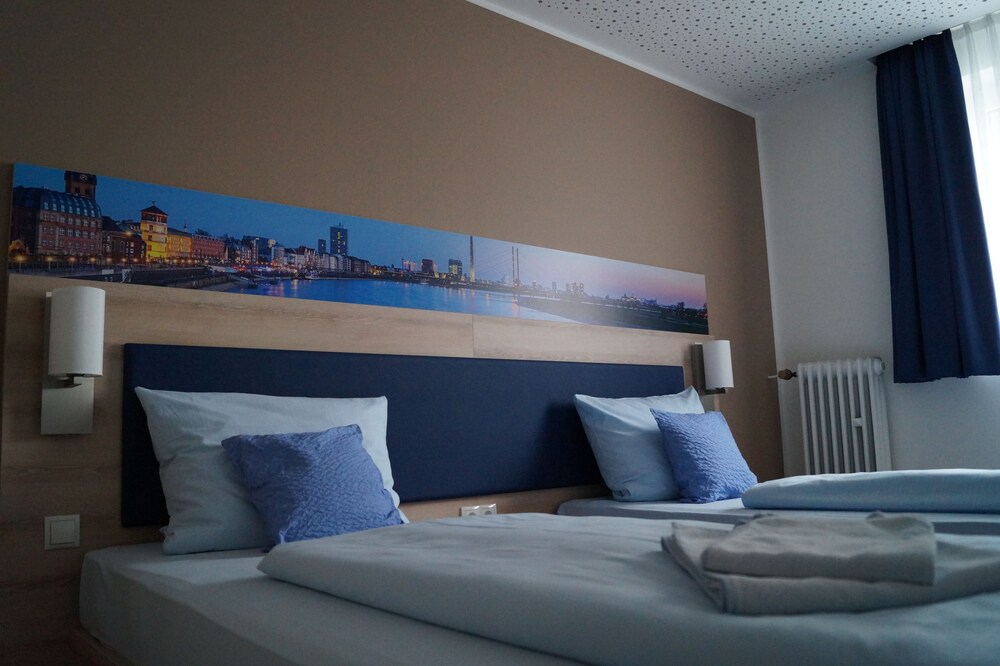 Gartenmobel Outlet Krefeld : Hotel Am Vogelsanger Weg Deals & Reviews (Duesseldorf, Germany Gartenmobel Outlet Krefeld : Hotel Am Vogelsanger Weg Deals & Reviews (Duesseldorf, Germany