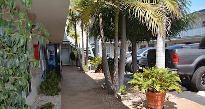 Seaside Motel