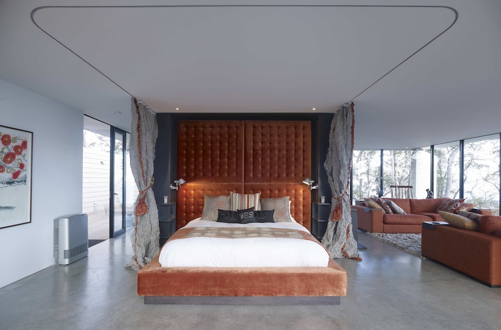 Rocky Hills Retreat