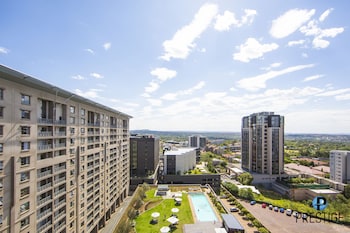 Prestige Apartment Sandton At Westpoint Reviews Photos - 