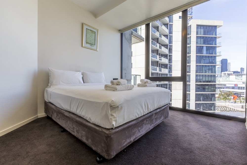 Apartments Melbourne Domain New Quay Docklands Deals & Reviews