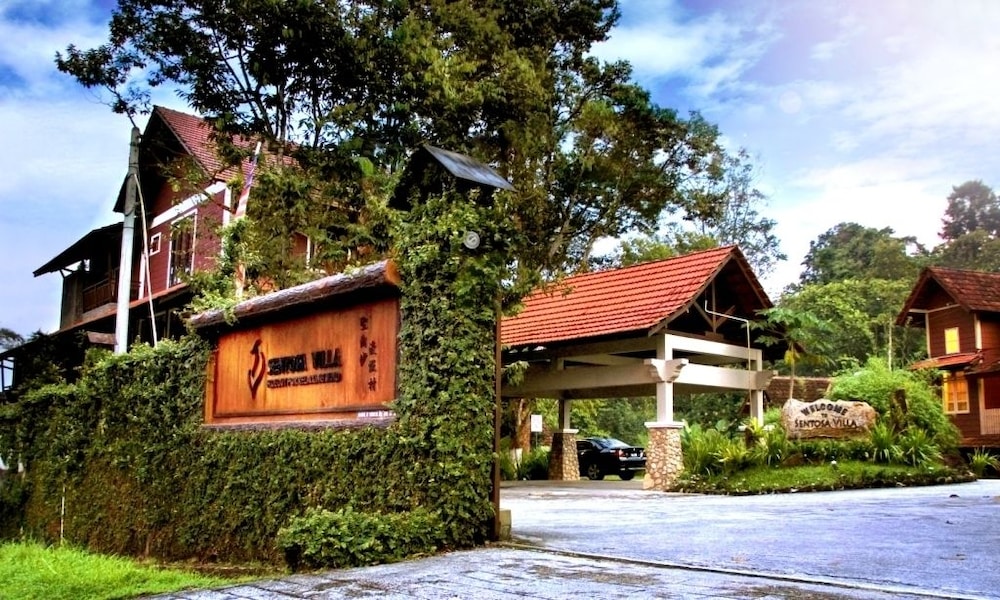 Interior entrance, Sentosa Villa