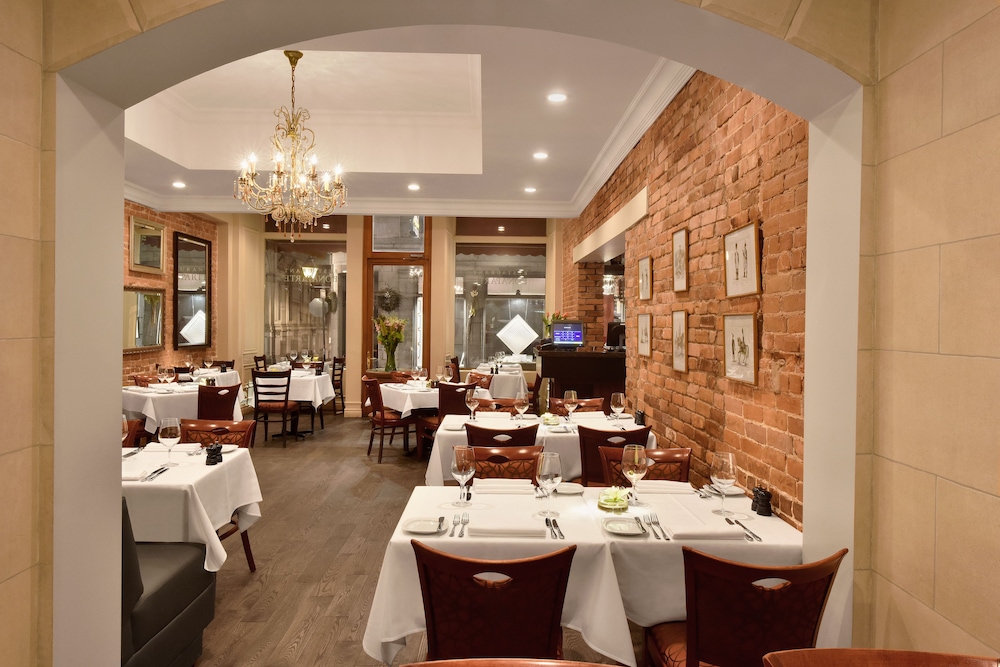 Hotel Bonaparte Montreal Restaurant Hotel Bonaparte Montreal Restaurant