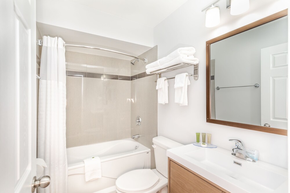 Westridge Motor Inn AU110 Deals & Reviews (Osoyoos, CAN) Wotif