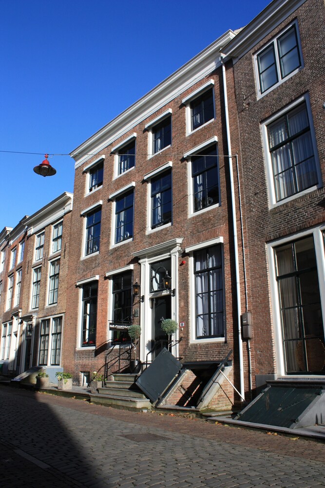 B&B 't Poorthuys in Middelburg, Netherlands