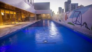 Piscina externa