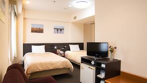 In-room safe, free WiFi, bed sheets