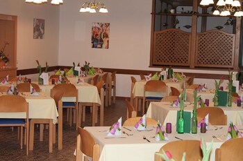 Eduard Heinrich Haus Hostel Deals Reviews Salzburg Aut Wotif