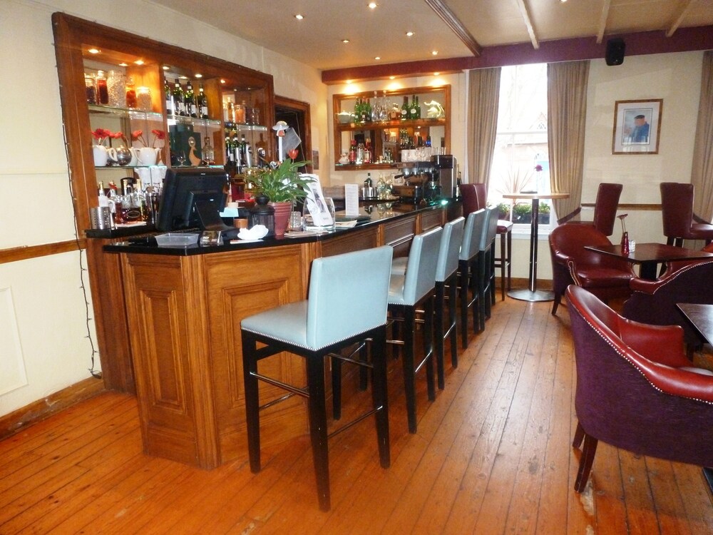 Ducks Inn