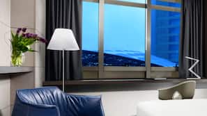 Minibar, in-room safe, individually furnished, desk