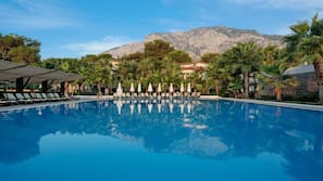 Outdoor pool, pool umbrellas, pool loungers